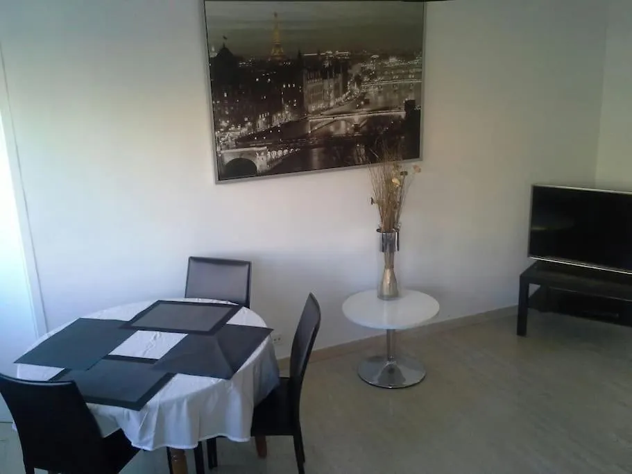 2 Pieces Magnifiques Vue De Papes Apartment Avignon France